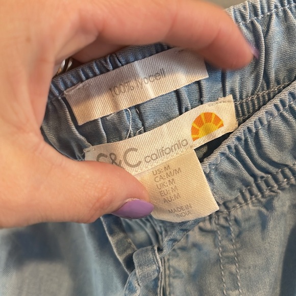 C and C California chambray cargo joggers size M - Picture 2 of 5